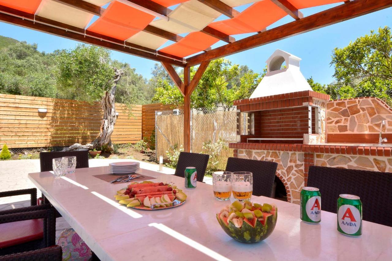 La Casa Del Sole Villa Halikounas Екстериор снимка
