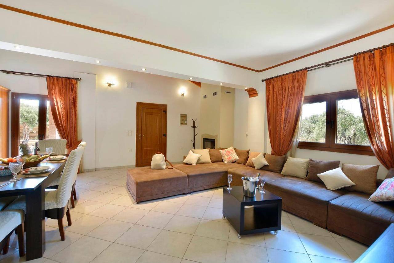 La Casa Del Sole Villa Halikounas Екстериор снимка