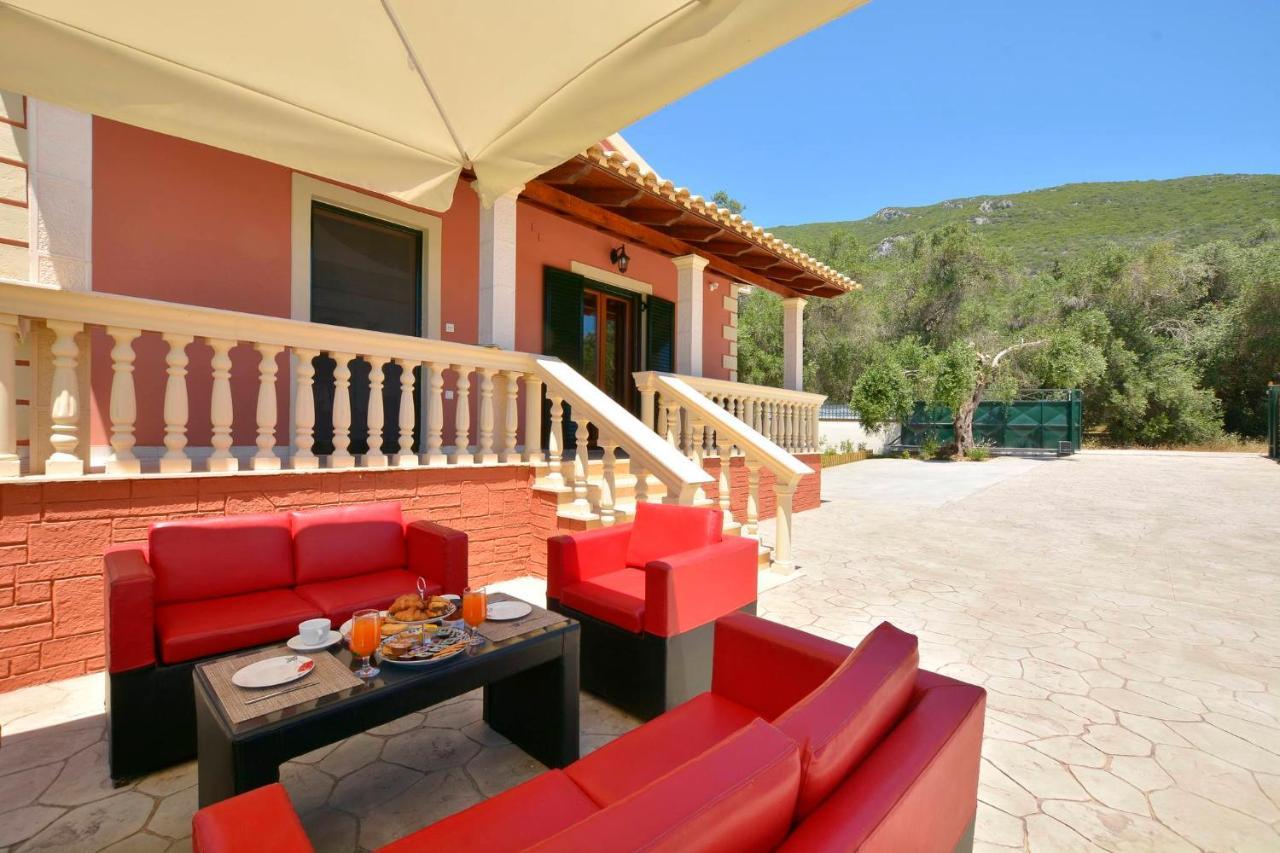 La Casa Del Sole Villa Halikounas Екстериор снимка